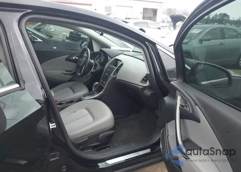 2017 Buick Verano Sport Touring z USA, uszkodzony, nr VIN 1G4PR5SK2H4103551